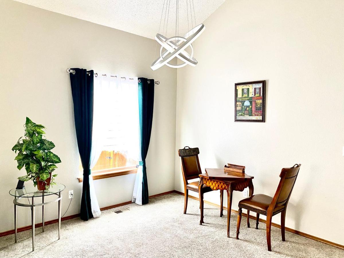 Artsy Home Close To Usafa With Fireplace And Patio Colorado Springs Zewnętrze zdjęcie