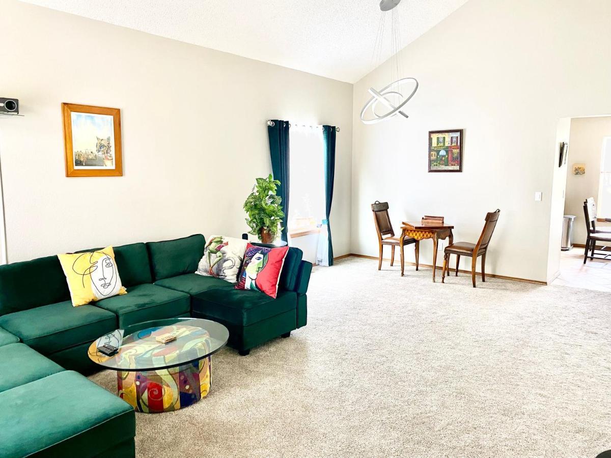 Artsy Home Close To Usafa With Fireplace And Patio Colorado Springs Zewnętrze zdjęcie