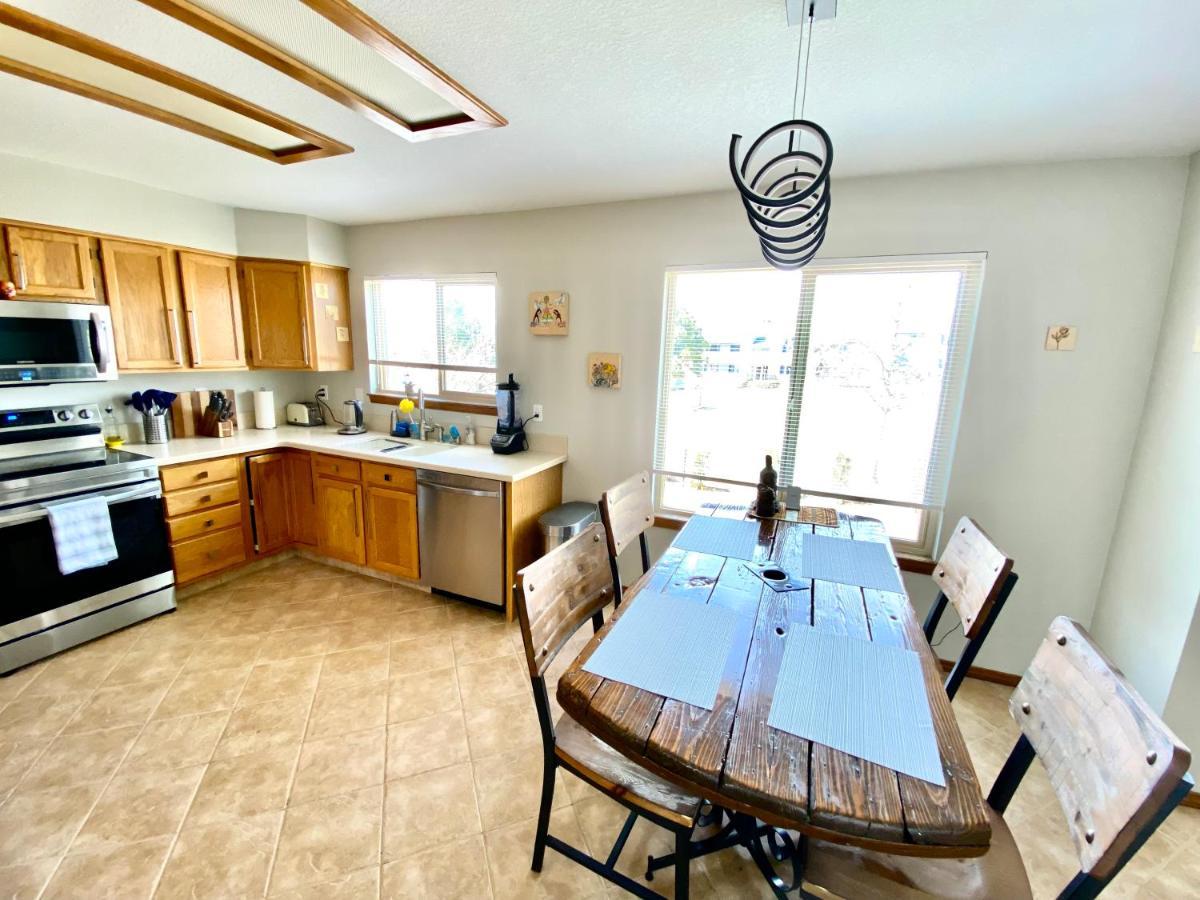 Artsy Home Close To Usafa With Fireplace And Patio Colorado Springs Zewnętrze zdjęcie